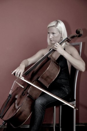 Violoncello: Barbora Švédová